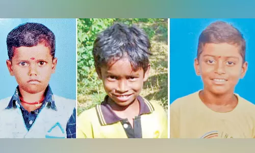 “கோவில் திருவிழாவிற்கு சென்ற சிறுவர்கள் திடீர் மாயம்”… தேடி அலைந்த பெற்றோர்… குளத்திலிருந்து மீட்கப்பட்ட 3 சடலங்கள்… தஞ்சையில் அதிர்ச்சி…!!!!