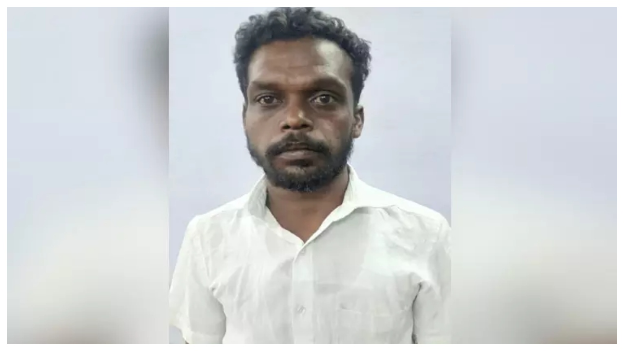 காதலிப்பதாக கூறி இளம்பெண் பலாத்காரம்… 14 ஆண்டுகளுக்குப் பின்பு தண்டனை… நீதிமன்றத்தின் அதிரடி உத்தரவு…!!