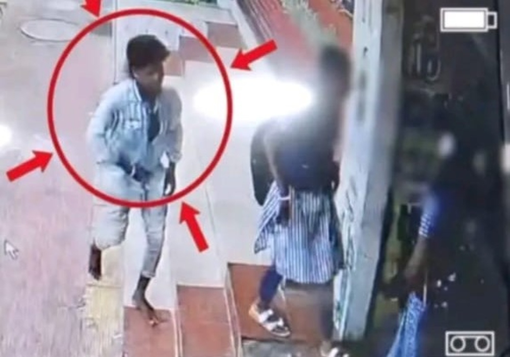 பட்ட பகலில் பயங்கரம்…! “காதலிக்க மறுத்ததால்”… 10-ம் வகுப்பு மாணவியின் முகத்தில் கத்திக்கீறல்… ஒரு தலை காதலால் வாலிபர் வெறிச்செயல்…