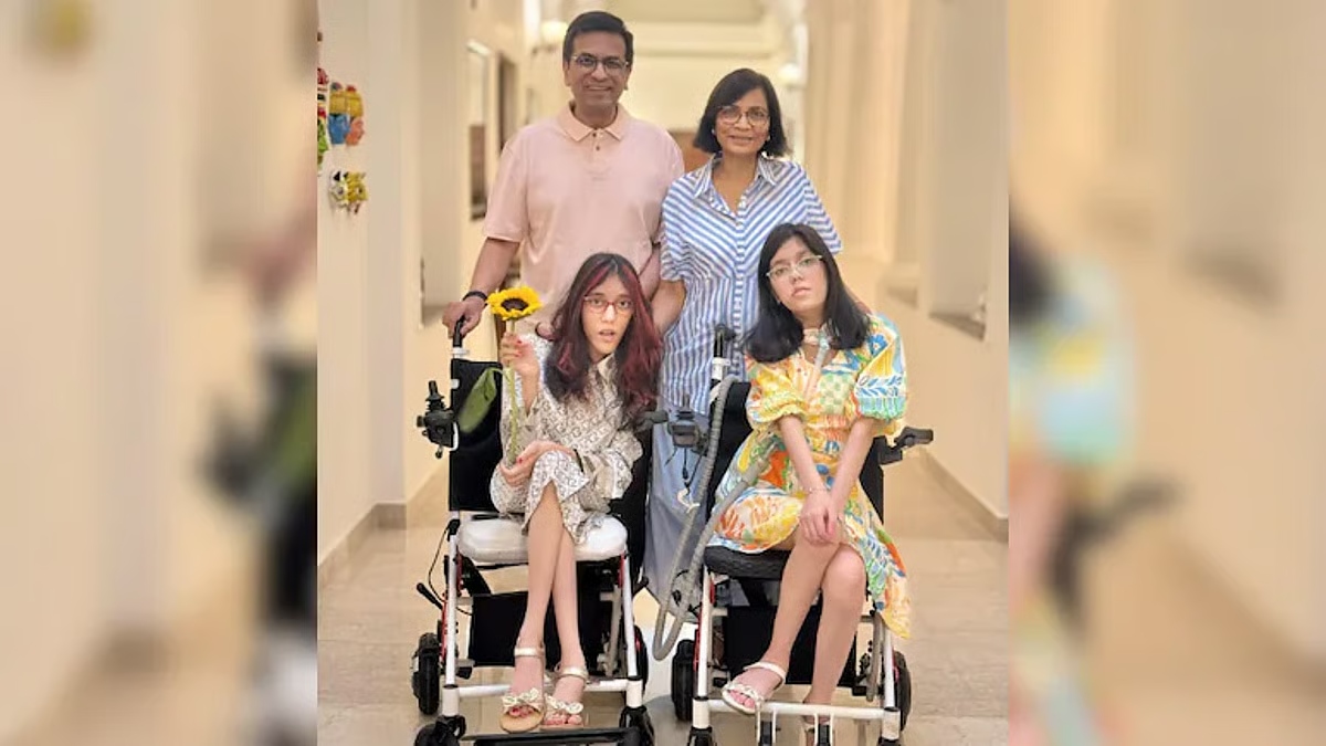 “வீல்சேரில் 2 மகள்கள்”.. உச்ச நீதிமன்ற முன்னாள் தலைமை நீதி சந்திர சூட் வாழ்வில் இவ்வளவு பெரிய சோகமா..? வெளியான அதிர்ச்சி தகவல்..!!