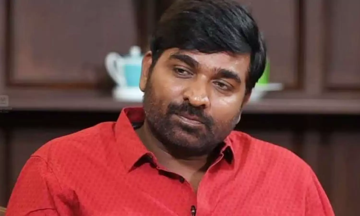 என் மீது தப்பு இருந்தால் சொல்லிருங்க..! எல்லா இடத்திலும் அது இருக்கு ஆனால் தடுக்க முடியாது… நீங்க சொன்னா நான் திருத்திக்கிடுவேன்… நடிகர் விஜய் சேதுபதி ஓபன் டாக்…!!!