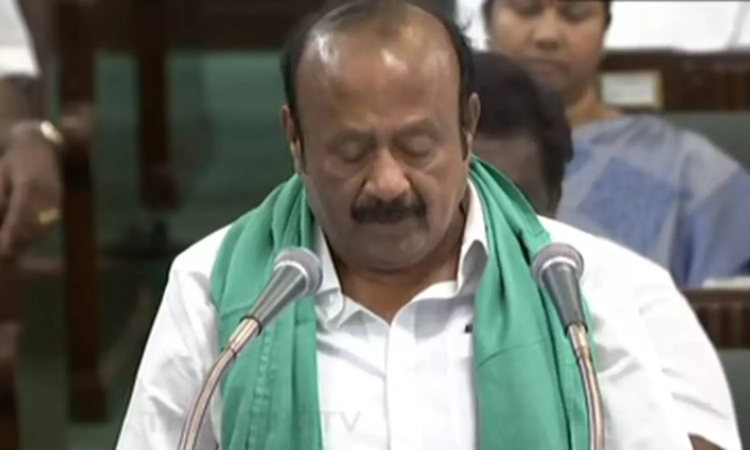 தமிழகத்தில் இனி விவசாயிகளை இந்த பொருட்களை வாங்க கட்டாயப்படுத்தக்கூடாது… அமைச்சர் வெளியிட்ட மிக முக்கிய அறிவிப்பு….!!!