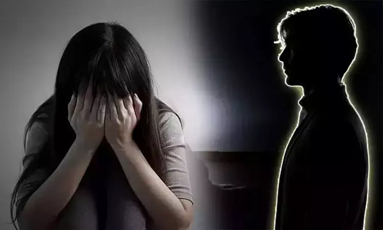 “17 வயது சிறுமி மீது விபரீத ஆசை”… திருமண ஆசை காட்டி அடிக்கடி உல்லாசம் அனுபவித்த 24 வயது வாலிபர்… கர்ப்பத்தால் தெரிந்த உண்மை… பேரதிர்ச்சியில் பெற்றோர்…!!!!