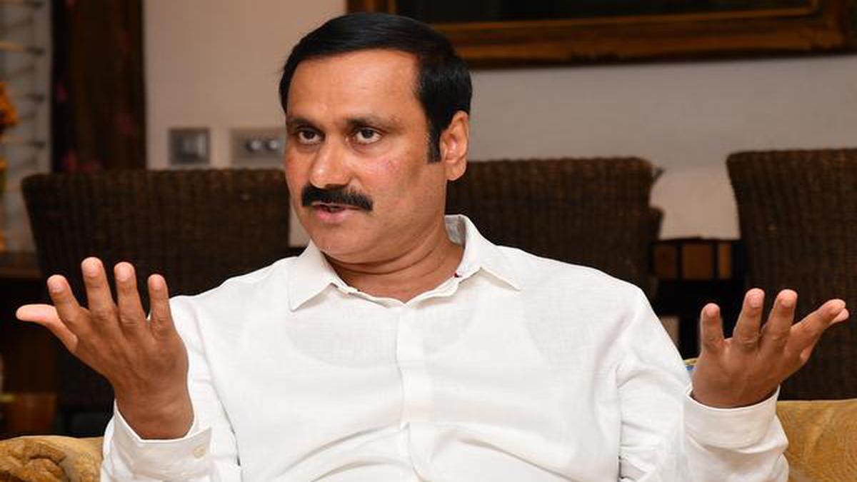 Breaking: ராமதாசுக்கு பெரும் ஷாக்…! பாமக கட்சியின் தலைவர் அன்புமணி தான்… பொதுக்குழுவின் தீர்மானம் நிறைவேற்றம்…!!!
