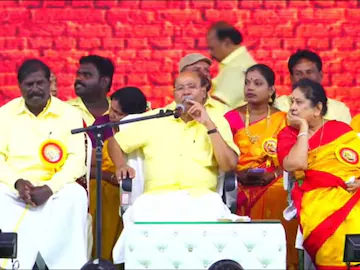 Breaking: தந்தை பெரியாருக்கு பிறகு பெண்களைப் போற்றும் ஒரே தலைவர் ராமதாஸ் தான்…! பாமக மகளிர் மாநாட்டில் நிறைவேற்றப்பட்ட 14 தீர்மானங்கள்… முழு விவரம் இதோ.!!