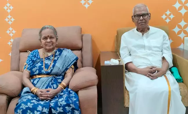 அடுத்தடுத்து சோகம்..! பிரபல நடிகர் கோட்டா சீனிவாச ராவின் மனைவி ருக்மணி காலமானார்… பிரபலங்கள் இரங்கல்..!!