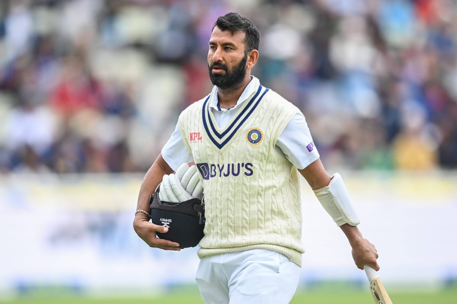 Breaking: இந்திய டெஸ்ட் அணியின் தூண்… சர்வதேச போட்டிகளில் இருந்து ஓய்வை அறிவித்தார் புஜாரா… அதிர்ச்சியில் ரசிகர்கள்…!!!!