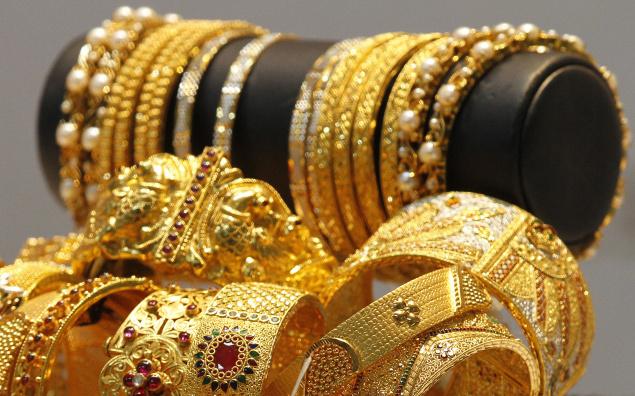 Breaking : தங்கம் விலை வரலாறு காணாத உச்சம்…! சவரனுக்கு ரூ.680 உயர்வு… சவரன் விலை ரூ.77,000-ஐ நெருங்கி விட்டது… ஷாக் கொடுக்கும் செய்தி..!!!!
