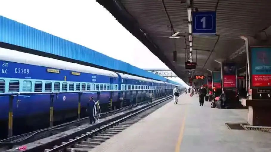 மத்திய ரயில்வேயில் 2865 காலி பணியிடங்கள்… விண்ணப்பிக்க செப்டம்பர் 29 தான் கடைசி நாள்… உடனே அப்ளை பண்ணுங்க…!