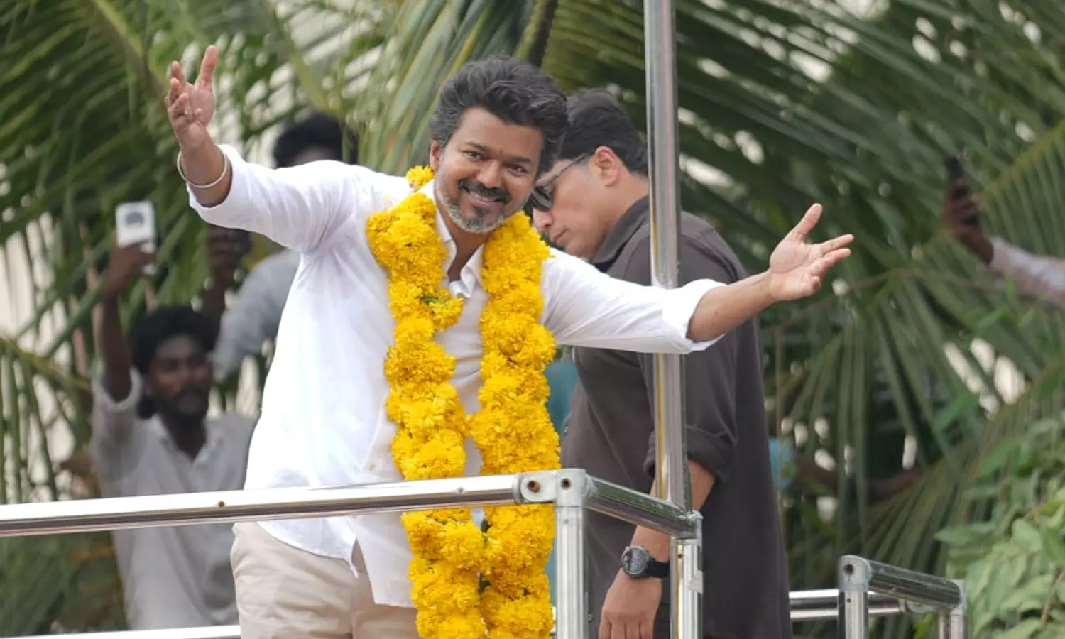 நாகை மாவட்ட பிரச்சினைகள்..! “லிஸ்ட் போட்டு சொல்லிக் காட்டிய விஜய்”… தவெக ஆட்சி அமைந்தால்… அதிரடி வாக்குறுதி..!!