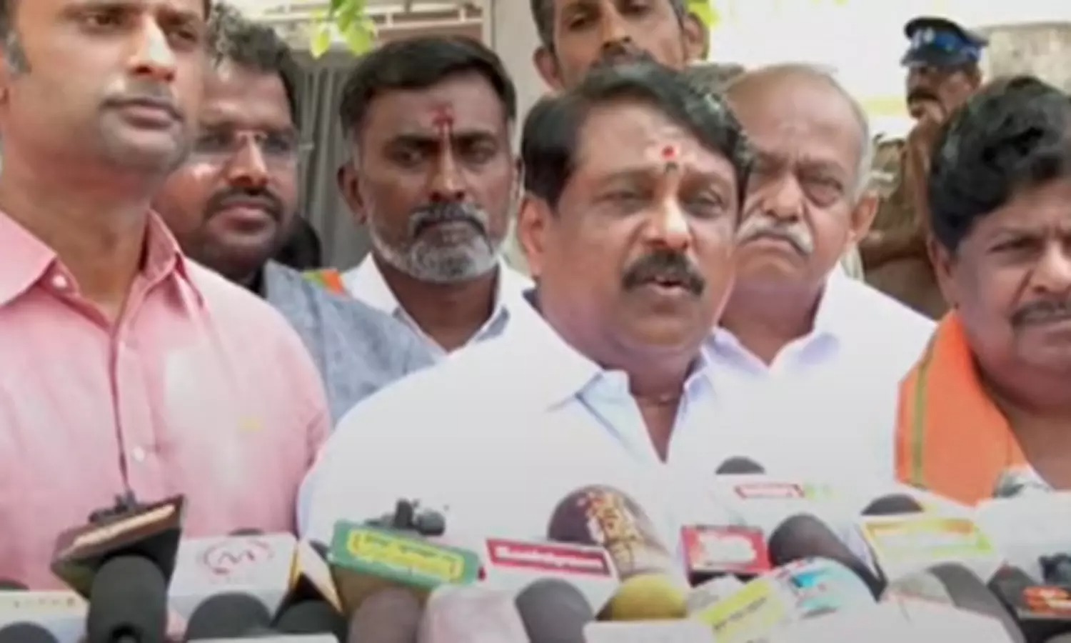 “உடைந்து நொறுங்கிய இந்தியா கூட்டணி” காங்கிரஸ் செய்த துரோகம்….  வெளிப்படையாக பேசிய நயினார் நாகேந்திரன்….!!