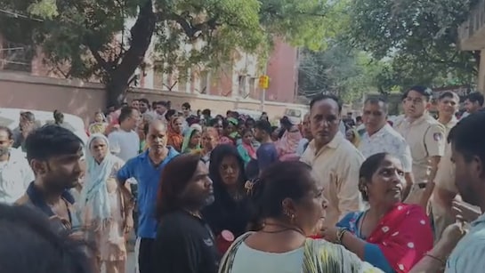 “பக்கத்து வீட்டுக்காரரை பழி வாங்கணும்”… 4 வயது சிறுவனை கடத்தி கல்லால் அடித்துக் கொன்ற 17 வயது சிறுவன்… சின்ன வயதில் இவ்வளவு வன்மமா..? நெஞ்சை உலுக்கும் கொடூரம்…!!