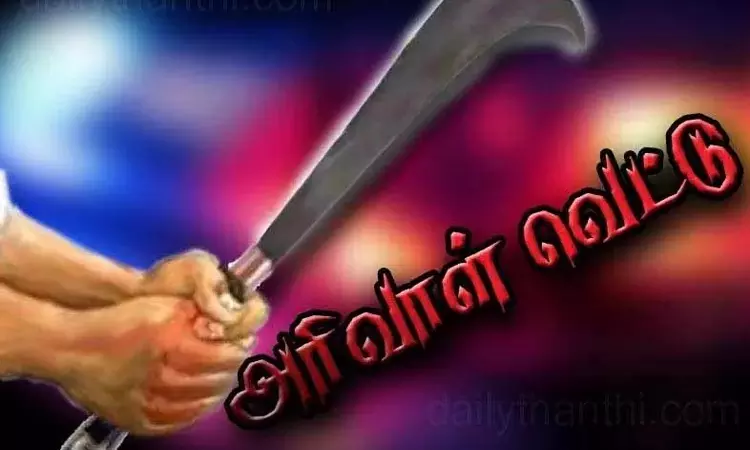 மது வாங்க தினமும் நான்தான் செலவு பண்றேன்… ஆனா நீ வாங்கி தருவதில்லை… இருவருக்கும் இடையே நடந்த வாக்குவாதம்… திடீரென அரிவாளை எடுத்து… அதிர்ச்சி சம்பவம்…!!!