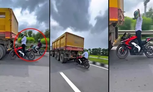 “சாமி ஒரே ராத்திரியில் எப்படியாவது பிரபலமாகிடனும்”… இதுதான் ரீல்ஸ் பைத்தியம்னு சொல்வாங்க… குலை நடுங்க வைக்கும் பைக் ஸ்டண்ட்… பதற வைக்கும் காணொளி..!!!