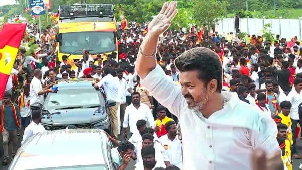 Breaking: 2026 தேர்தல்… திருச்சியில் முதன் முறையாக பிரச்சாரத்தை தொடங்கியது ஏன்…? தவெக தலைவர் விஜய் அதிரடி விளக்கம்…!!!