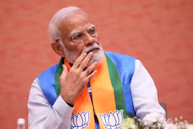 “பிரதமர் மோடி ஓய்வு பெறும் ஆண்டு உறுதி”… ராஜ்நாத் சிங்கின் பரபரப்பு அறிவிப்பு..!!!