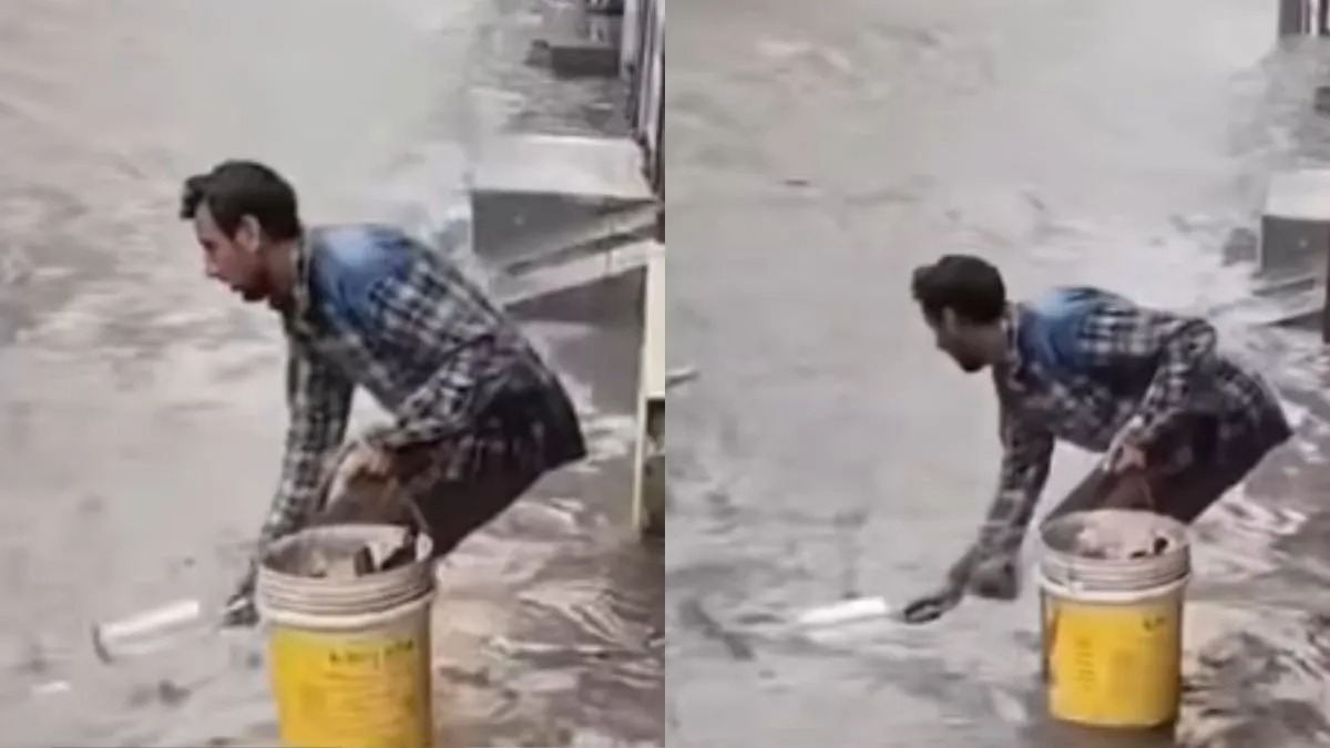 ஆதாரத்தை அழிக்கிறீங்களா…? “கனமழையால் சாலையில் பெருக்கெடுத்து ஓடும் வெள்ளம்”.. வாளி முழுவதும் காலி மது பாட்டில்கள்… இதெல்லாம் ரொம்ப தப்புங்க… அதிர்ச்சி வீடியோ…!!!