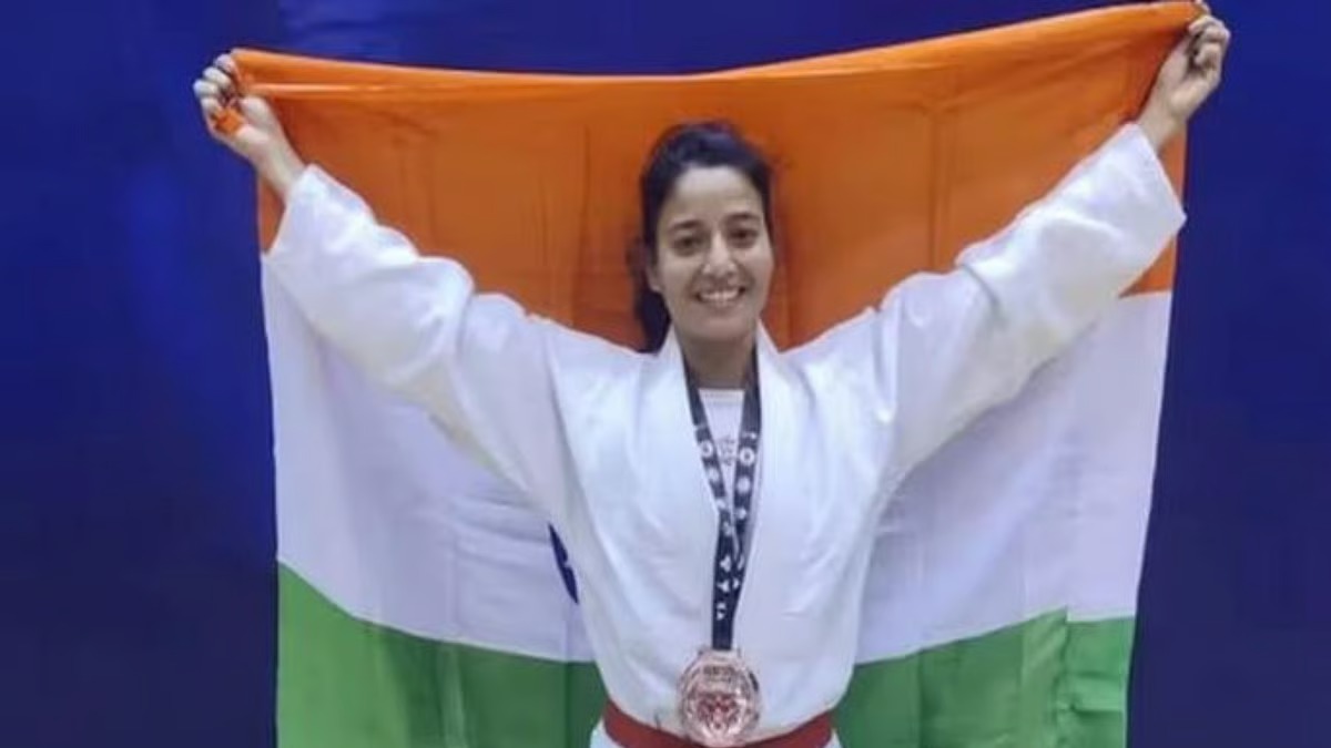  சர்வதேச வீராங்கனை ரோஹிணி கலாம் தற்கொலை! –  விளையாட்டுத் துறையில் பெரும் அதிர்ச்சி..!!