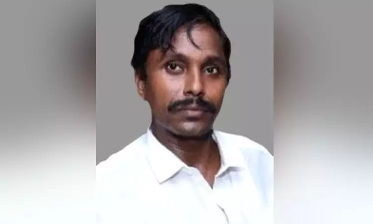 காவல் நிலையம் முன்பு தீ குளித்த ஹோட்டல் உரிமையாளர்… பரிதாபமாக போன உயிர்… தூத்துக்குடியில் பரபரப்பு…!!!