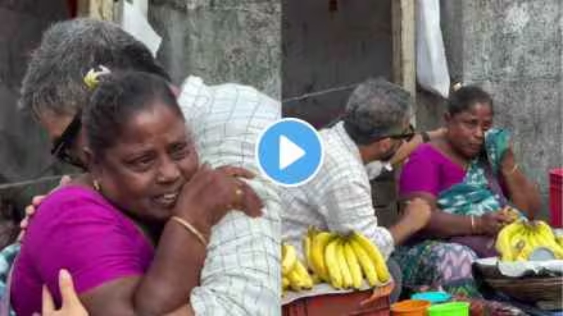 மனிதநேயம் வென்றது..! கண்ணீருடன் வாழைப்பழம் விற்கும் பெண்… நொடியில் நிகழ்ந்த அதிசயம்… வைரலாகும் வீடியோ..!!!!