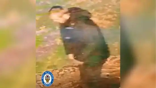 எங்களுக்குப் பாதுகாப்பு இல்லையா….? இந்திய பெண்ணை சீரழித்த கொடூரன்…. இங்கிலாந்தில் தொடரும் அவலம்…. மக்களிடம் உதவி கேட்கும் போலீஸ்….!!