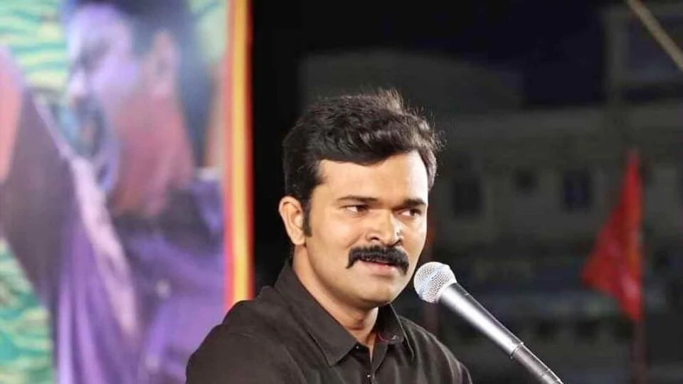 இனி எங்களுக்கும் இல்ல…. இனி உன்னால என்னெவெல்லாம் நடக்கப்போகுதோ…? விஜய்-ஐ ஒருமையில் சாடிய சாட்டை துறை முருகன்…!!