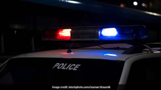 பள்ளிக்குள் நடந்த கொடூரம்… அடையாளம் தெரியாத நபரை தேடி போலீசார் வலைவீச்சு! 2ஆம்வகுப்பு சிறுமி துயரமான அனுபவம்!