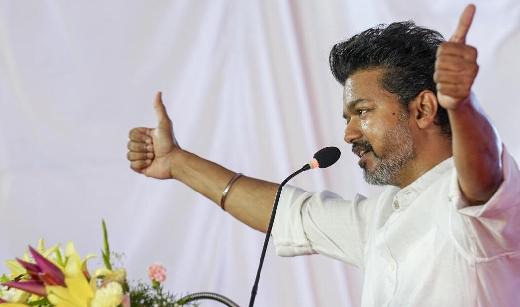 விஜய்யின் நேரடி கண்காணிப்பு..! 2026-ஐ குறிவைத்து விஜய் எடுத்த அதிரடி முடிவு..! த.வெ.க-வின் ‘வார் ரூம்’ ரகசியம் வெளியானது..!