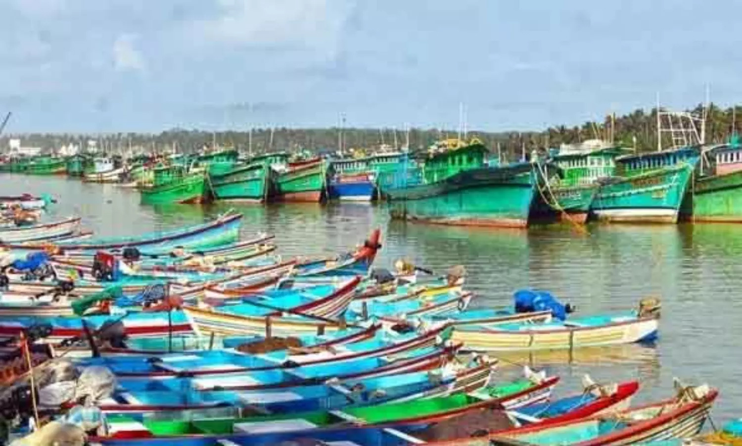 அலர்ட்: மீனவர்கள் யாரும் கடலுக்குச் செல்ல வேண்டாம்! “நவம்பர் 25 வரை பலத்த காற்று வீசும்”16 மாவட்டங்களுக்கு வானிலை மையம் எச்சரிக்கை..!!!