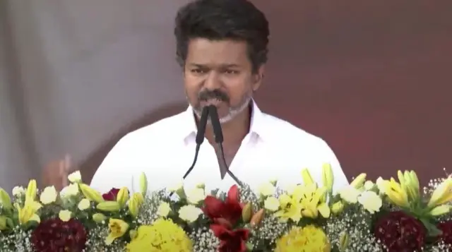 “நீட்டை ஒழிப்பேன் என கதை விட்டவர்கள்!” – திமுகவின் வாக்குறுதியைச் சீண்டி விமர்சித்த தவெக தலைவர்!