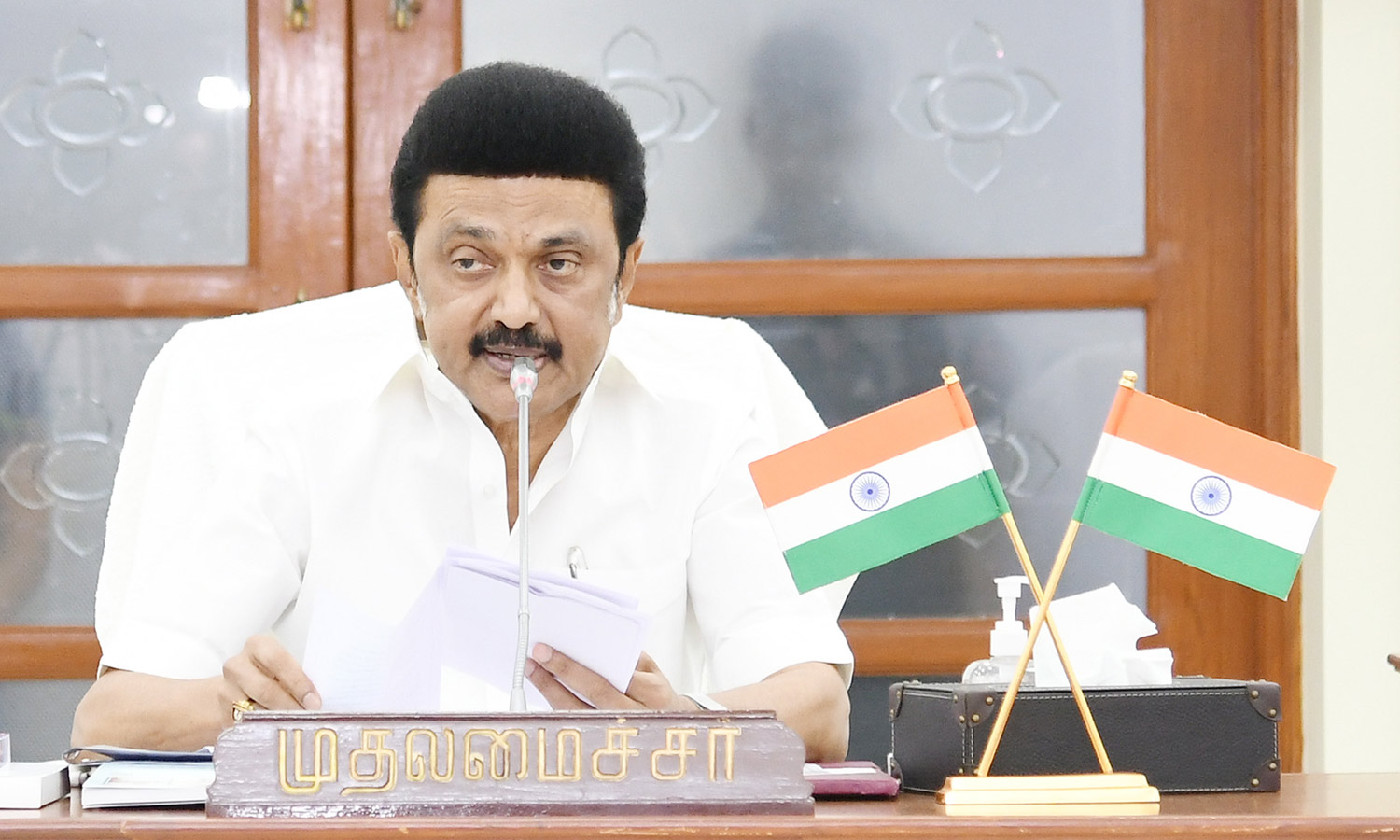 டிட்வா புயல் பாதிப்பு: பாதிக்கப்பட்ட விவசாயிகளுக்கு ₹20,000…. முதல்வர் அறிவித்த அதிரடி தகவல்….!!