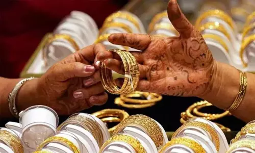 செம ஷாக்: தங்கம் விலை இன்று உச்சம்! – ஒரு சவரன் ரூ.240 உயர்வு: நகை வாங்க இது சரியான நேரமா?