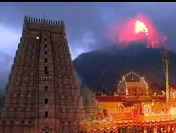 Breaking: அண்ணாமலையார் கோவில் கார்த்திகை தீபம் அன்று உள்ளூர் விடுமுறை…. 4764 சிறப்பு பேருந்துகள்… தமிழக அரசு முக்கிய அறிவிப்பு..!!