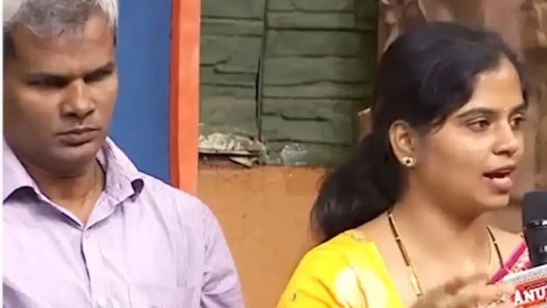 நிஜ காதலர்கள் இவர்கள்தான்! கண்ணும் காதும் இல்லாதவருக்கு மனைவியாகக் கிடைத்த தேவதை! இந்த ஜோடியின் வாழ்க்கை பாடம்!