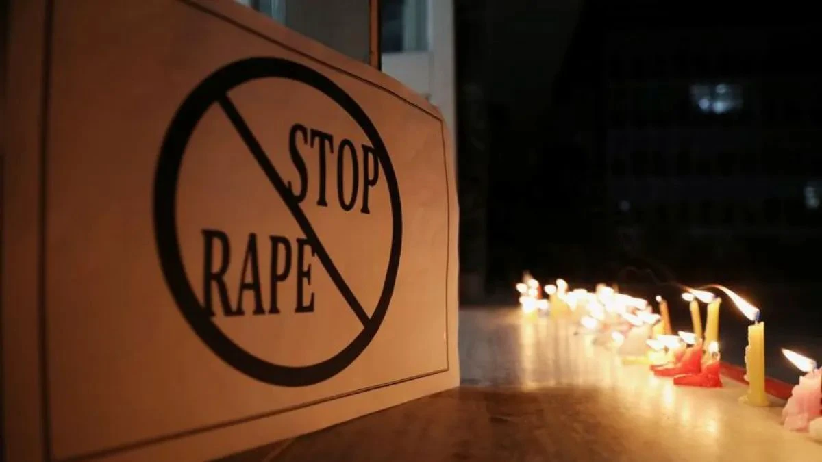  14 வயது சிறுமிக்கு டியூஷன் செல்லும் வழியில் நேர்ந்த கொடூரம்… மூன்று பேர் கைது…!