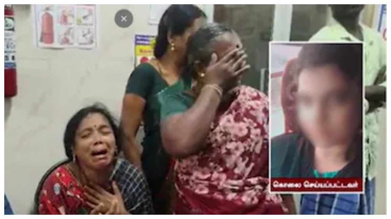 “என்னை நீ காதலிக்க வேண்டும்”… மறுப்பு தெரிவித்ததால் 12 ஆம் வகுப்பு மாணவியை குத்தி கொலை செய்த இளைஞர்… கதறும் பெற்றோர்…!!!