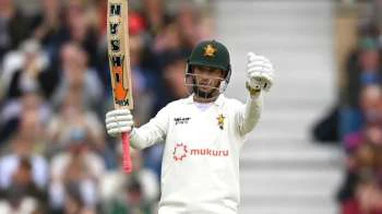 போதைப் பொருளால் வீழ்ந்த மாமனிதன்…. இனி நீ வேண்டாம்… பிரபல கிரிக்கெட் வீரரை தூக்கியெறிந்த அணி…!!