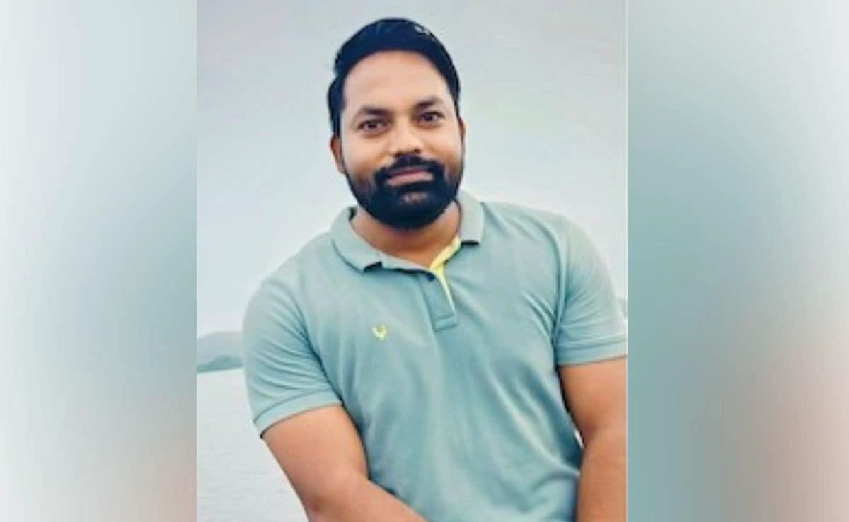 அதிர்ச்சி..!  “30 வயது இளைஞர் பந்துவீசிக் கொண்டிருந்தார்”…  தண்ணீர் குடிக்க நின்றபோது சரிந்து விழுந்து மரணம்..!!