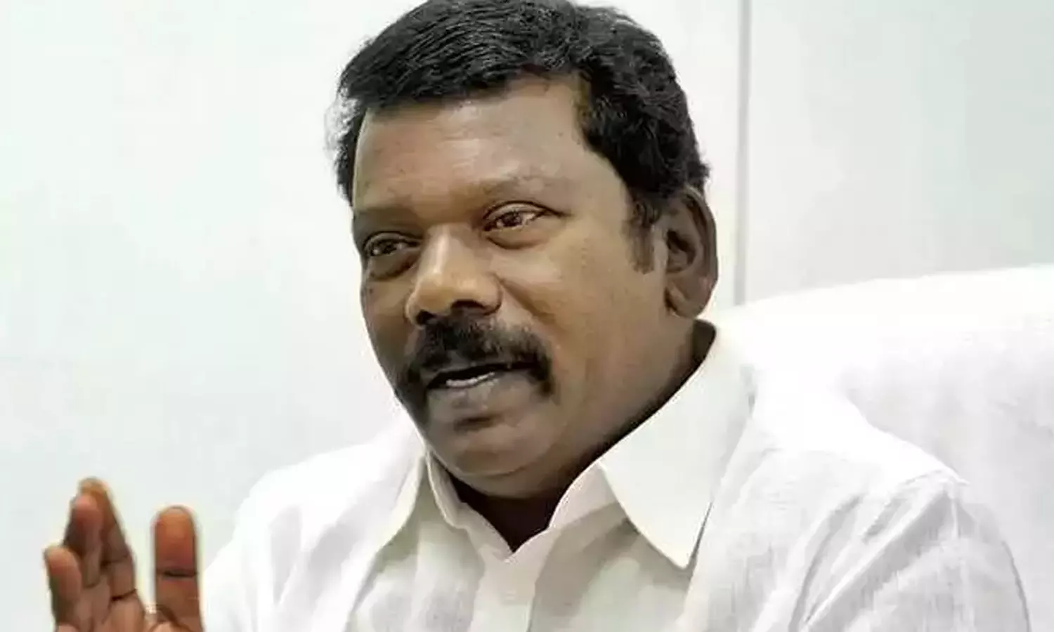 ஐ.பெரியசாமி vs செல்வப்பெருந்தகை…. கூட்டணி ஆட்சி விவகாரத்தில் வெடிக்கும் வார்த்தை போர்….!!