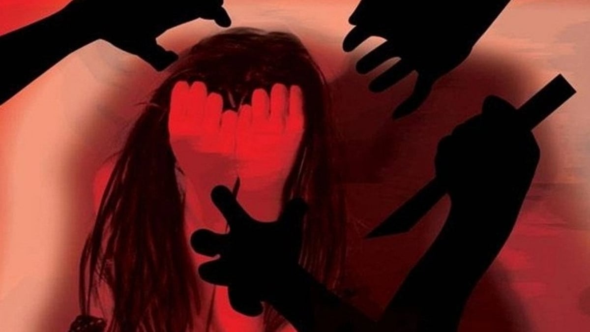 பார்ட்டியில் பங்கேற்ற பெண் மேலாளர்… வீட்டில் விடுவதாக கூறி காரில் அழைத்துச் சென்று கூட்டு பாலியல் வன்கொடுமை செய்த சக அதிகாரி… அதிர்ச்சி சம்பவம்…!!!