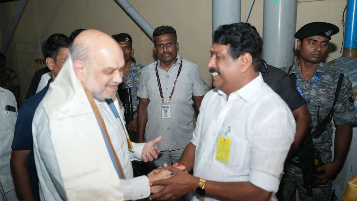 பாஜக-வின் பக்கா ப்ளான்…. அமித்ஷாவிடம் நயினார் நாகேந்திரன் கொடுத்த பட்டியல்…. 65 தொகுதிகளும் வெற்றி கொடுக்குமா….?