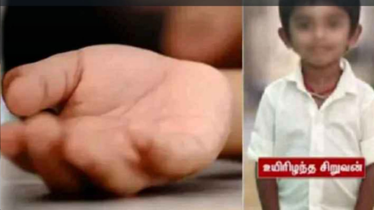 பெரும் சோகம்.. வாழைப்பழம் சாப்பிட்டபோது தொண்டையில் சிக்கி 5 வயது சிறுவன் உயிரிழப்பு… கதறும் பெற்றோர்…!!!