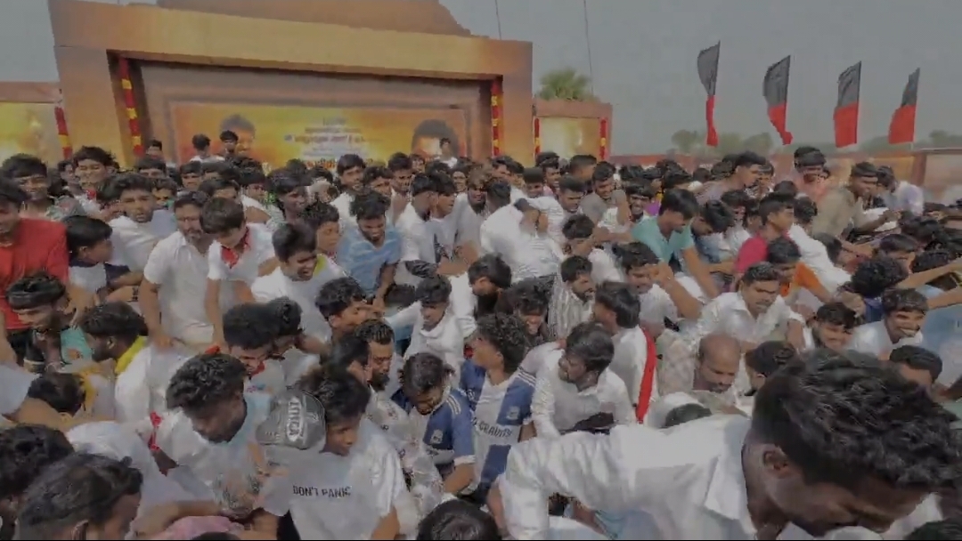 திமுக விழாவில் கூட்ட நெரிசல்…. ​கரூரைப் பத்தி பேசினவங்க எங்கே….? ராணிப்பேட்டை நெரிசலுக்கு என்ன பதில்….?