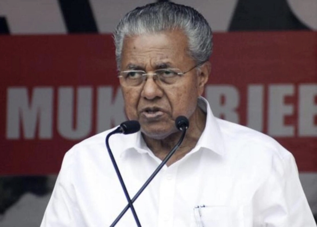 கேரளாவில் அதிரடி செக்….  தனியார் பள்ளிகளுக்கு முதல்வர் விடுத்த இறுதி எச்சரிக்கை…. என்ன நடக்கப்போகிறது….?
