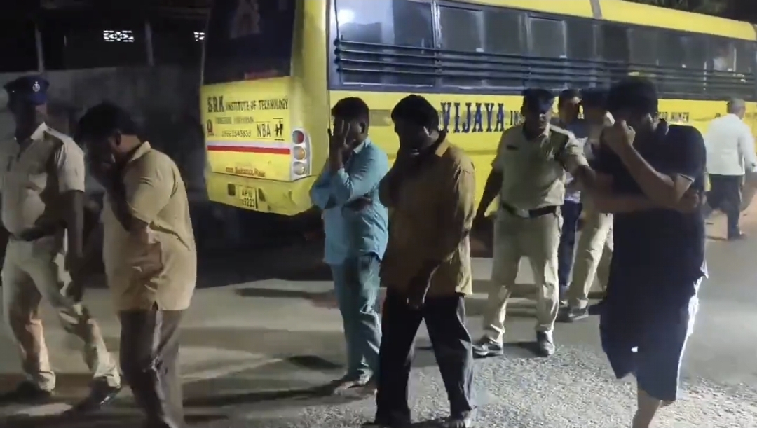 பதறவைக்கும் கொடுமை…. அந்தச் சிறுமியின் கதறலுக்கு நீதி கிடைக்குமா….? மக்கள் கொந்தளிப்பு….!!