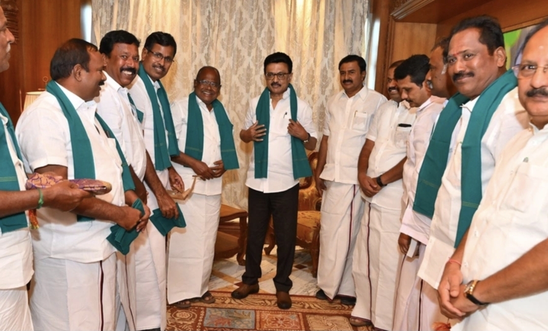 திடீரென ஸ்டாலினை சந்தித்த விவசாயிகள் சங்கம்…. “ரொம்ப நன்றிங்க” முதல்வரிடம் சொன்ன ‘அந்த’ விஷயம்….!!