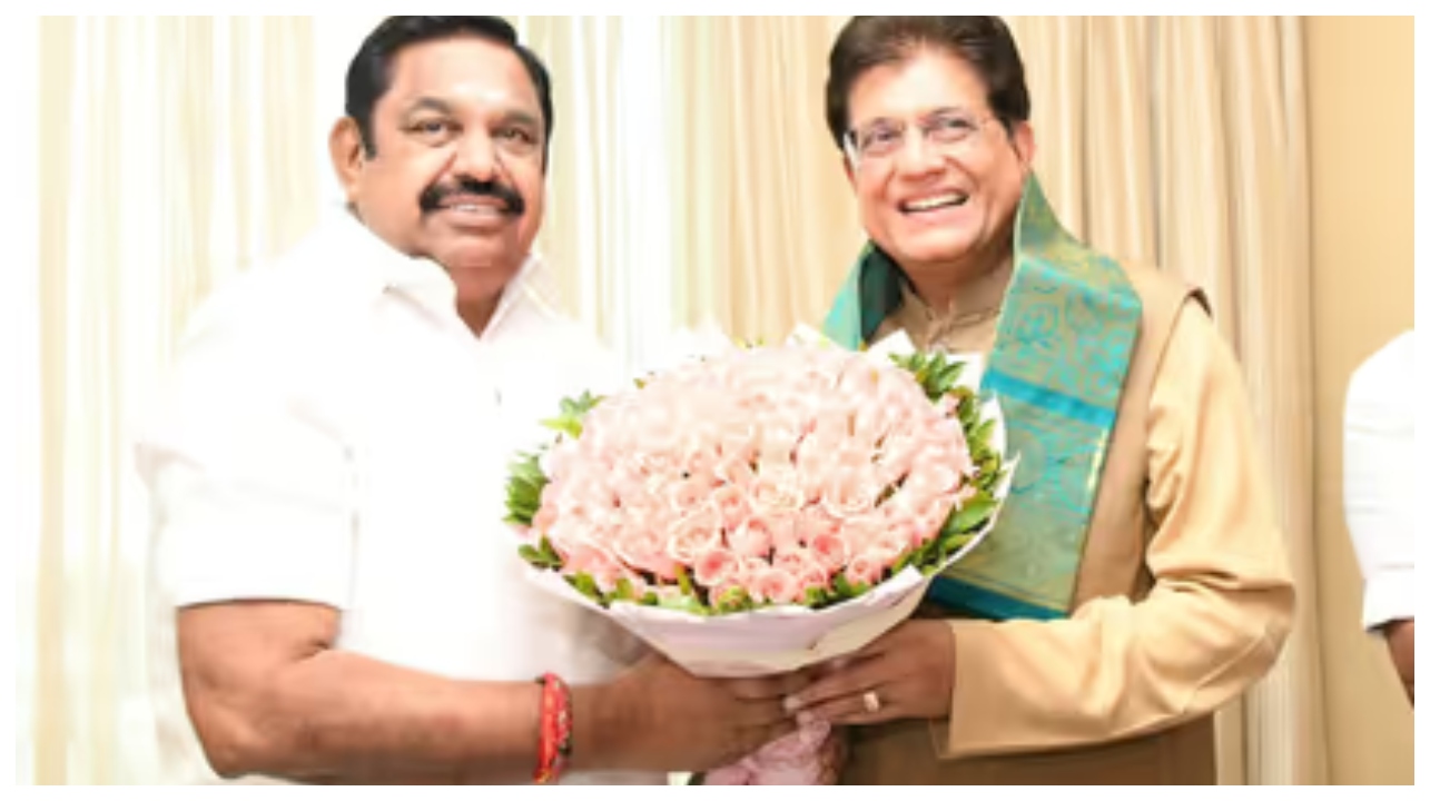 டெல்லிக்குச் சென்ற அதிரடி ரிப்போர்ட்… திமுக மற்றும் தவெக பக்கம் போக வேண்டாம்.. ஓபிஎஸ் மற்றும் டிடிவி தினகரனுக்குப் பாஜக கொடுத்த அழுத்தமான மெசேஜ்..!!