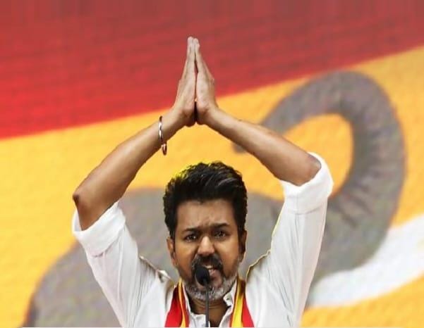 Breaking: தமிழக மக்கள் யாரும் வர வேண்டாம்… வெறும் 5000 பேருக்கு மட்டும் தான் அனுமதி… தவெக விஜய் அறிவிப்பு…!!!