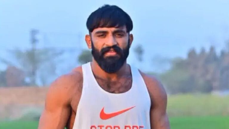 இந்திய அணிக்காக ஜெர்சி அணிந்து கபடி விளையாடிய பாகிஸ்தான் வீரர்..! “தடை விதித்த பாகிஸ்தான்”… வீரர்களுக்கு கடும் எச்சரிக்கை…!!!