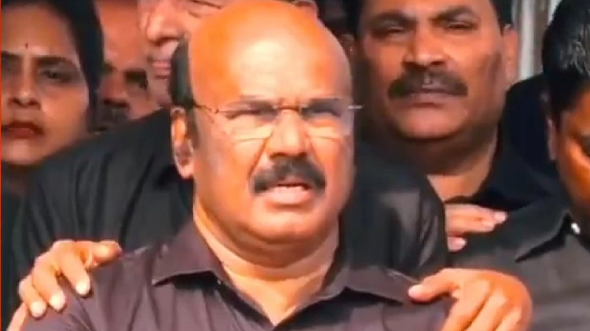அதிமுக ஒரு இரும்புக் கோட்டை! “அவங்க வெறும் செங்கற்கள் தான்!” – ஓபிஎஸ், டிடிவியை வறுத்தெடுத்த ஜெயக்குமார்..!!!